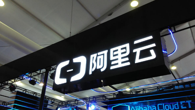 計算機架構(gòu)的挑戰(zhàn)，硬件異構(gòu)性，定價和易管理性